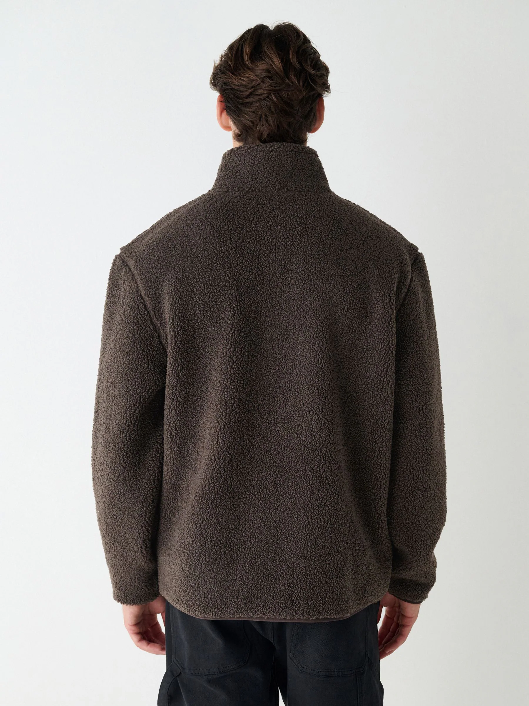 Chocoladebruin - Borg fleece met opstaande kraag en korte rits