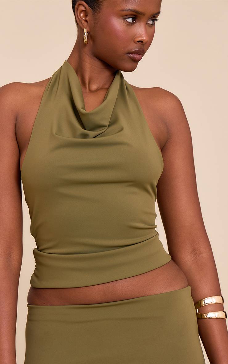 Vert Olive Top Dos Nu À Col Licou Avec Détail Doré En Matière Mate Sculptante