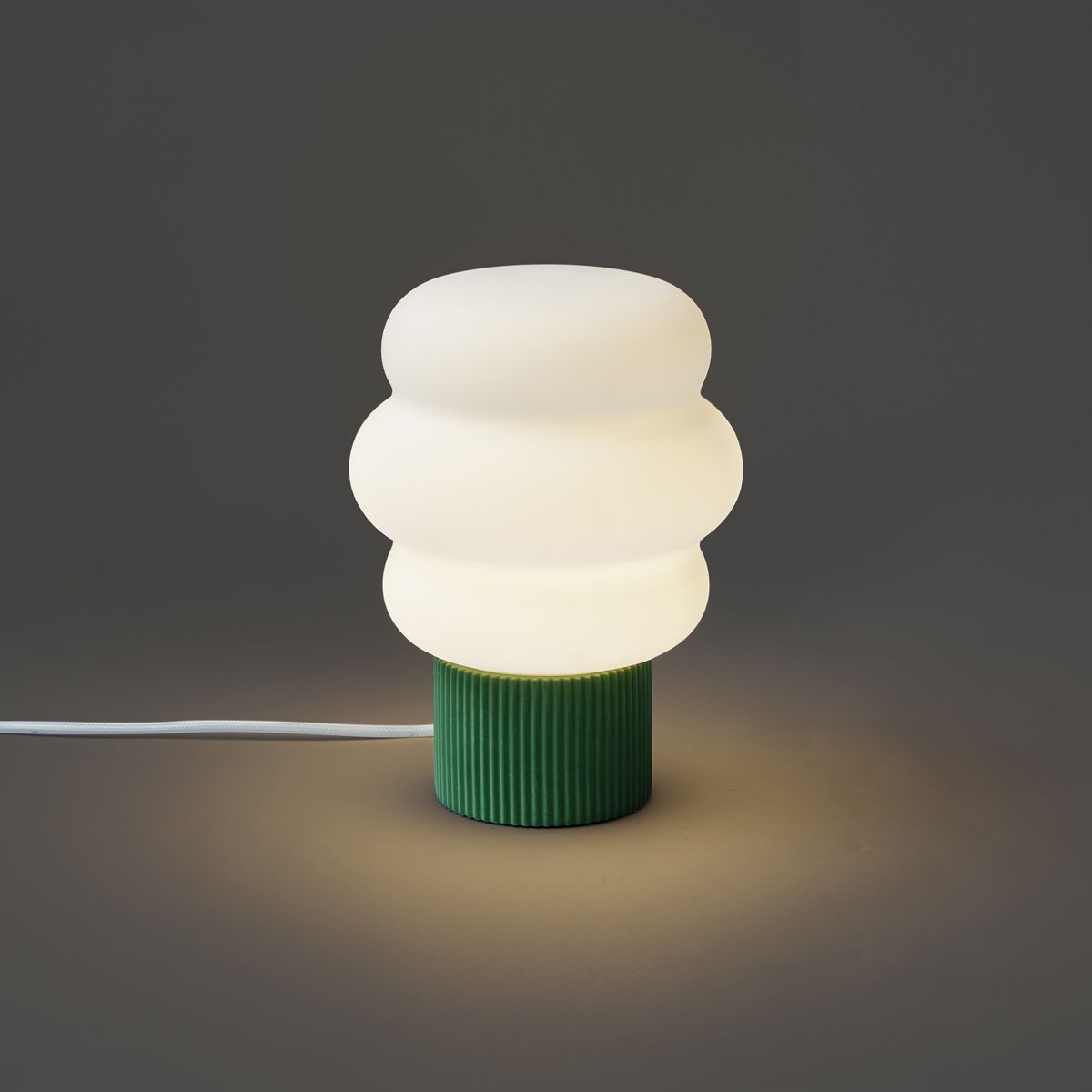 Japandi tafellamp groen met opaal glas 18cm - Kumo