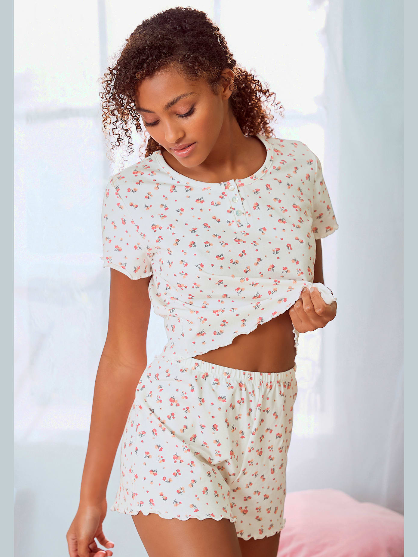 Short de nuit ourlet babylock