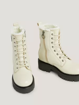 Botas urbanas de couro forrado e quente com cadarço