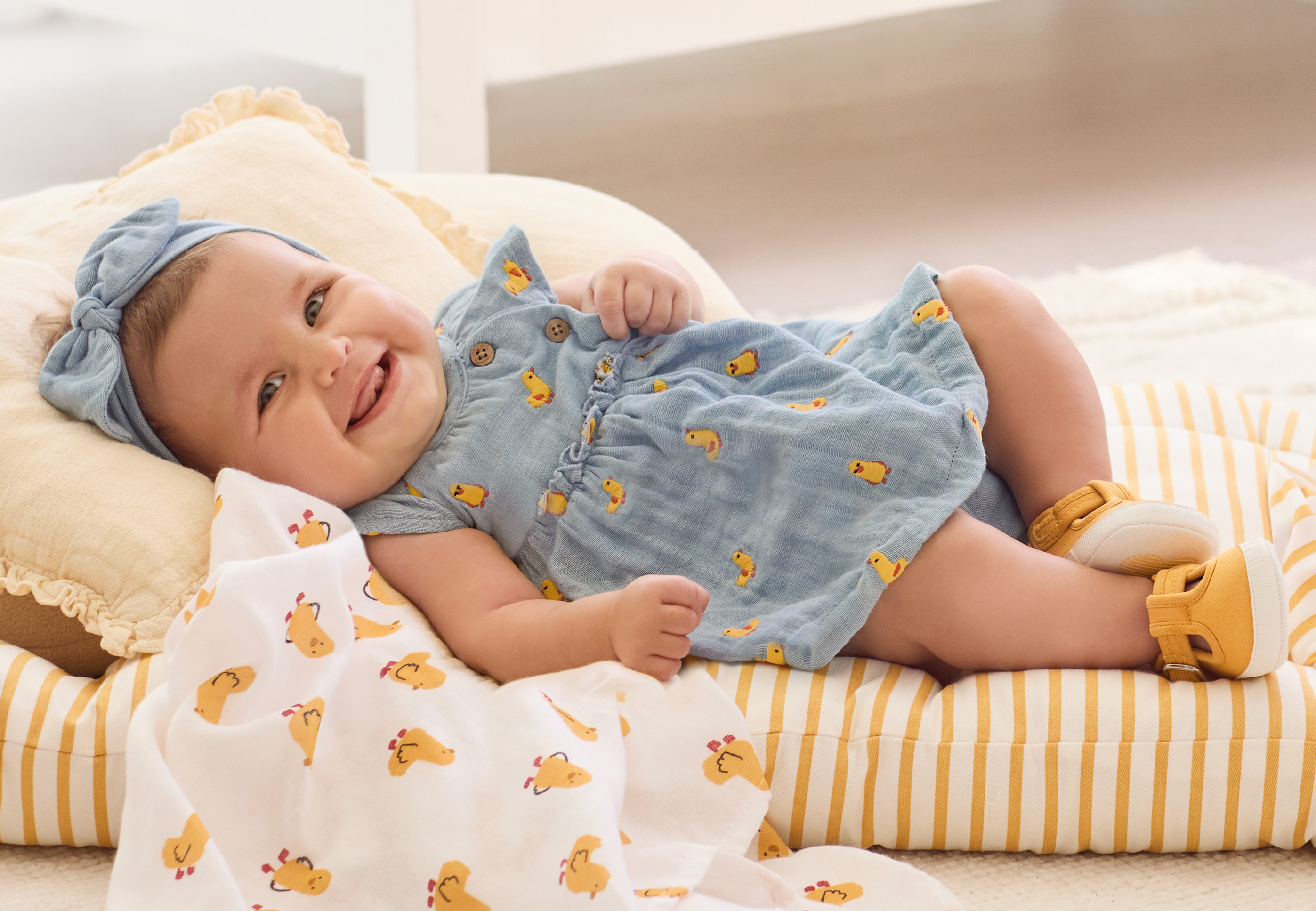 Vestido Tulita Better Cotton para recém-nascido com capa para fralda e faixa de cabelo.