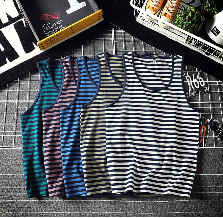 Bay Go Mall - Gestreept tanktopje met ronde hals