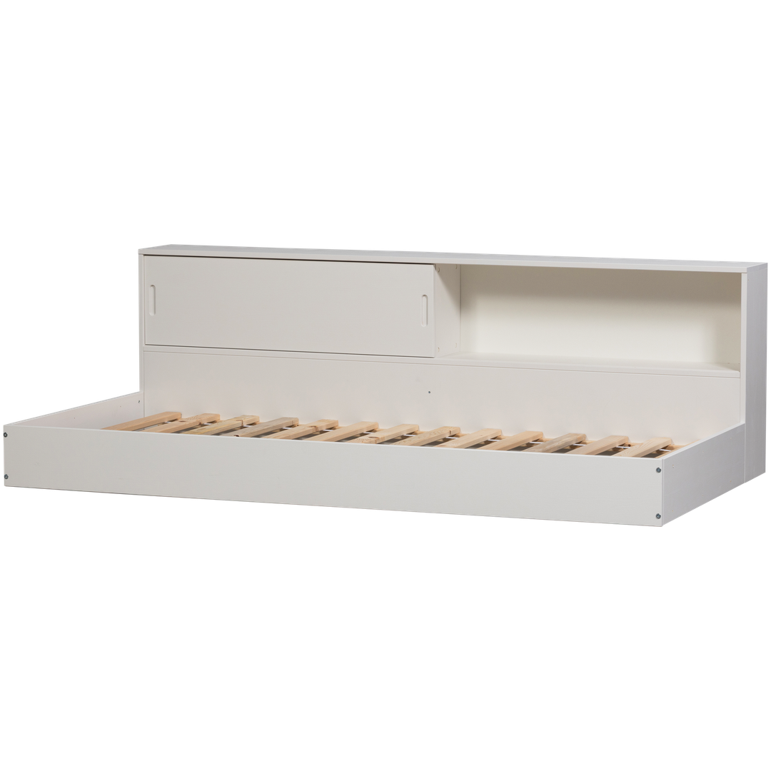 WOOOD   Carter Bed