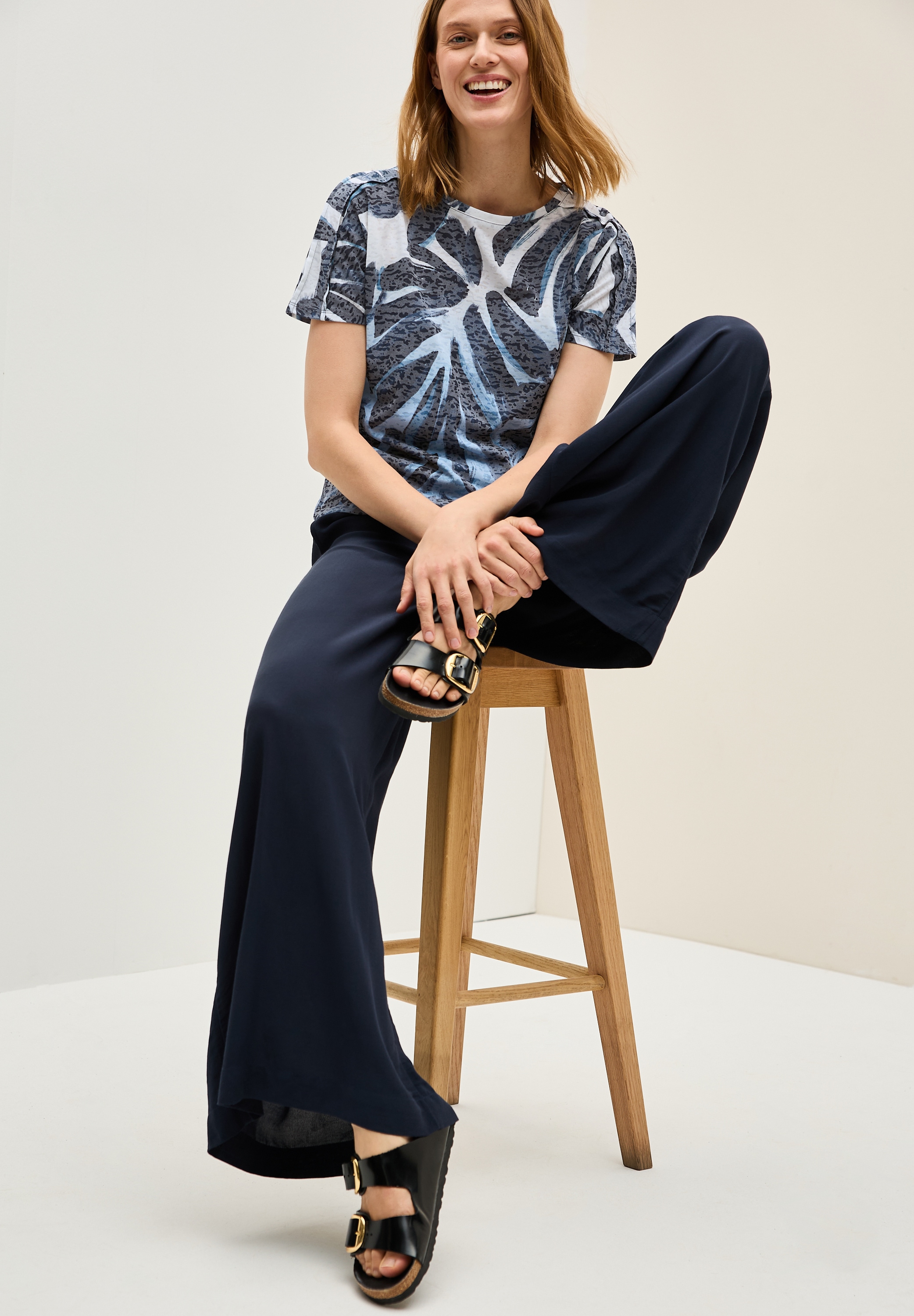 Cecil Print-Shirt , in Ausbrenner-Optik und mit floralem Muster