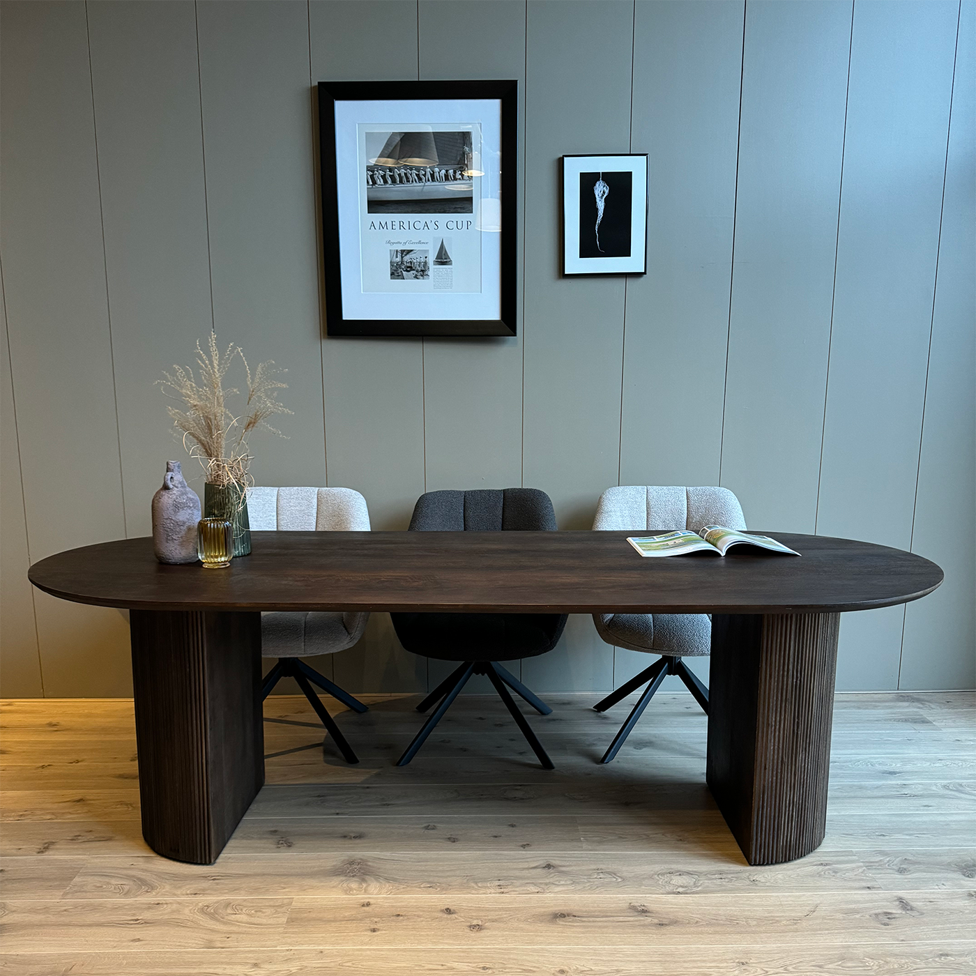 Old Inn wonen eetkamertafel Luca bruin ovaal- 200cm