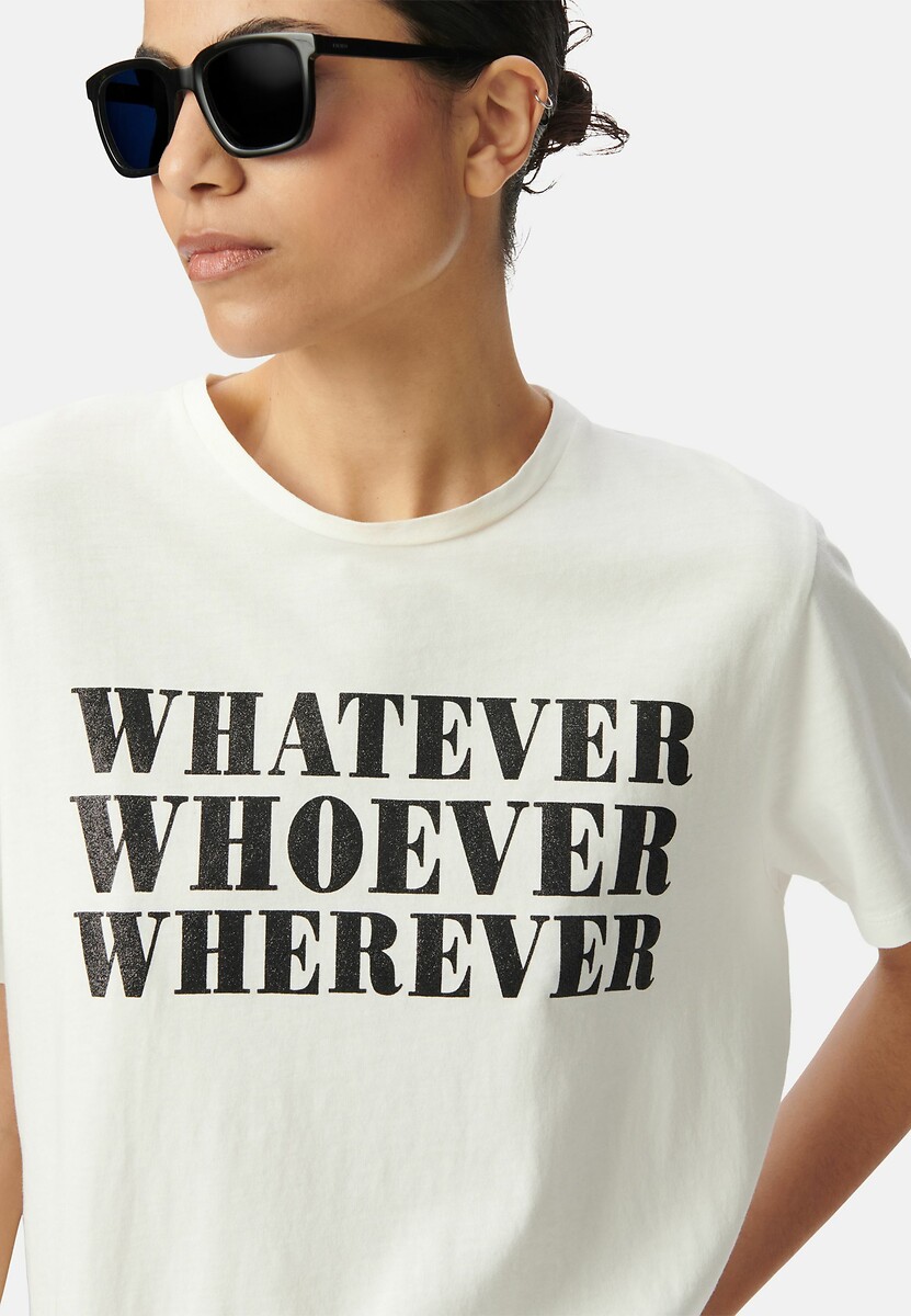 IKKS<br>Camiseta de manga curta com gola redonda e mensagem brilhante