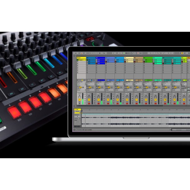 Roland TR-8S AIRA Rhythm Performer drumcomputer