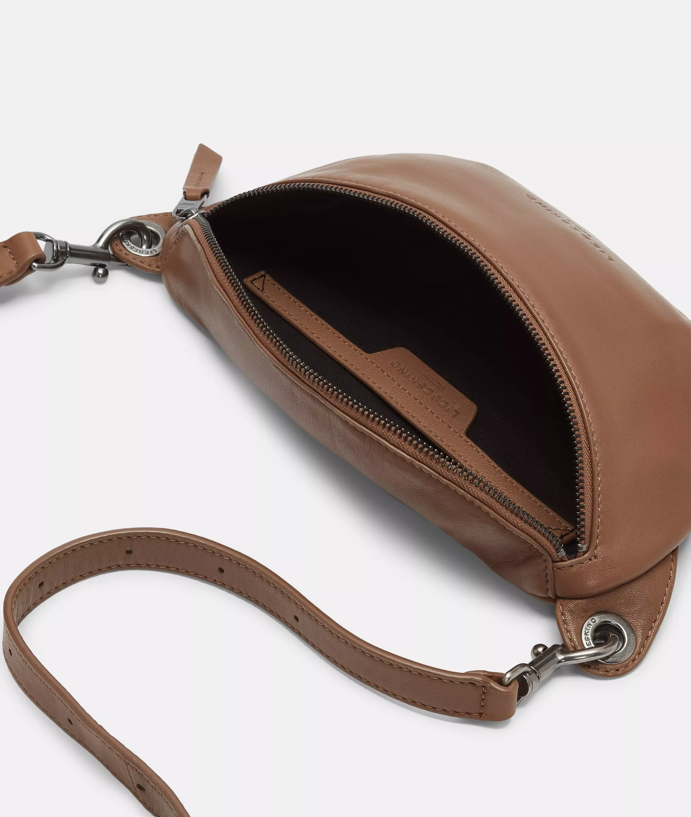 Tavia shoulder bag M Spacious belt bag made from sheepskin