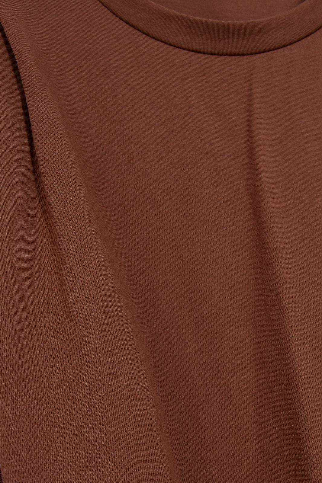 Donkerbruin T-shirt met geplooide details