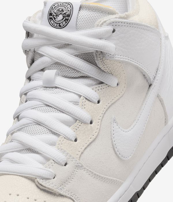 Nike SB x Anti Hero Dunk High Schuh (white white black)