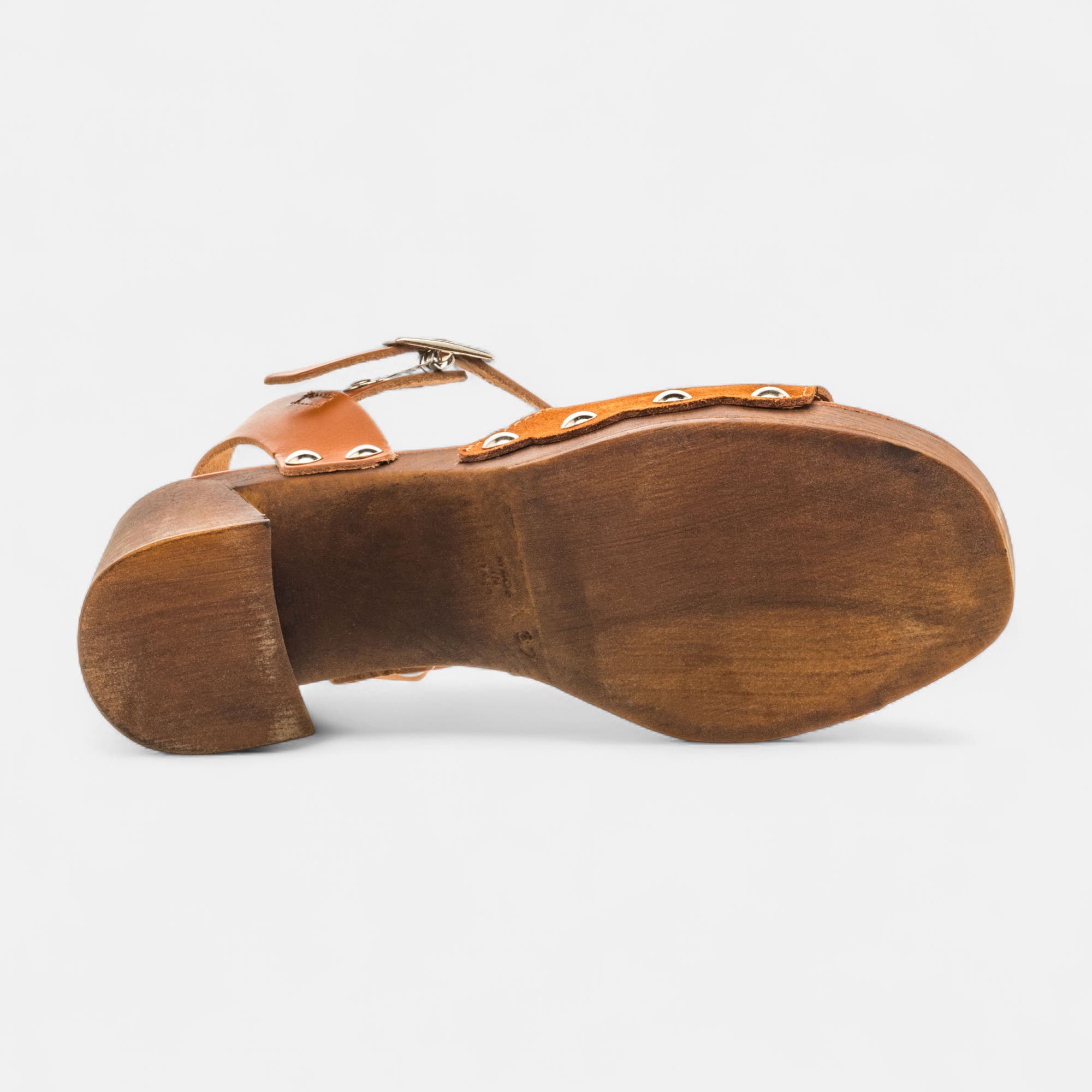 Chaussures semelle bois à talon Femme en cuir camel
