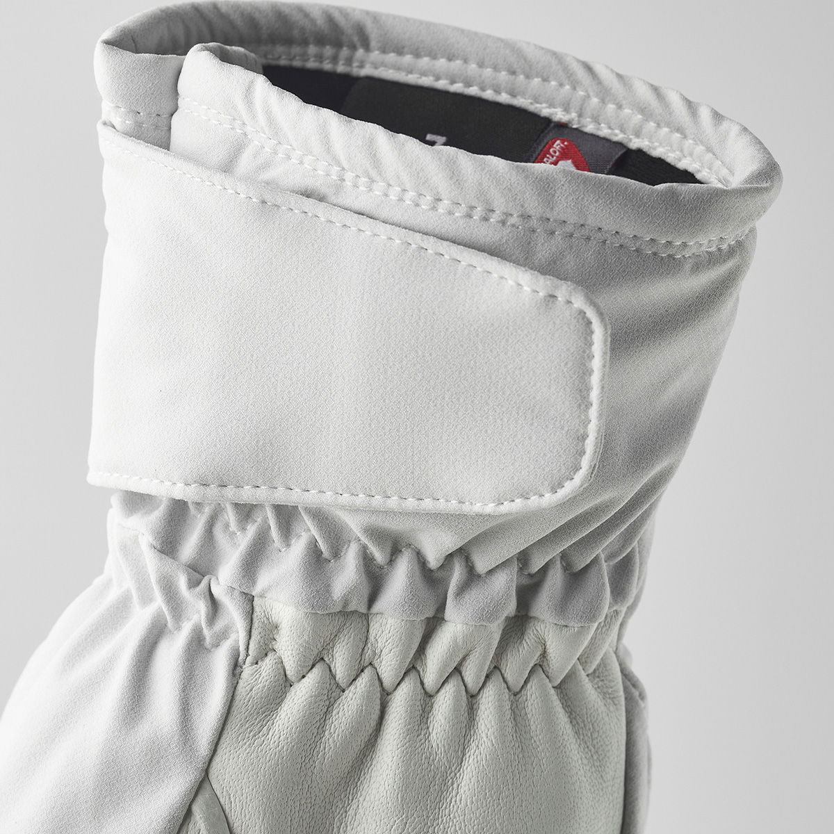 Hestra CZone Mellow Skiluffe, dame (OffWhite)