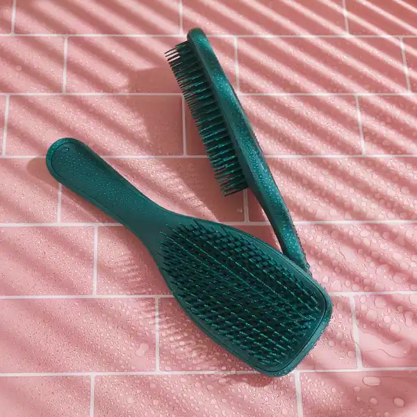 The Ultimate Detangler Green Jungle
