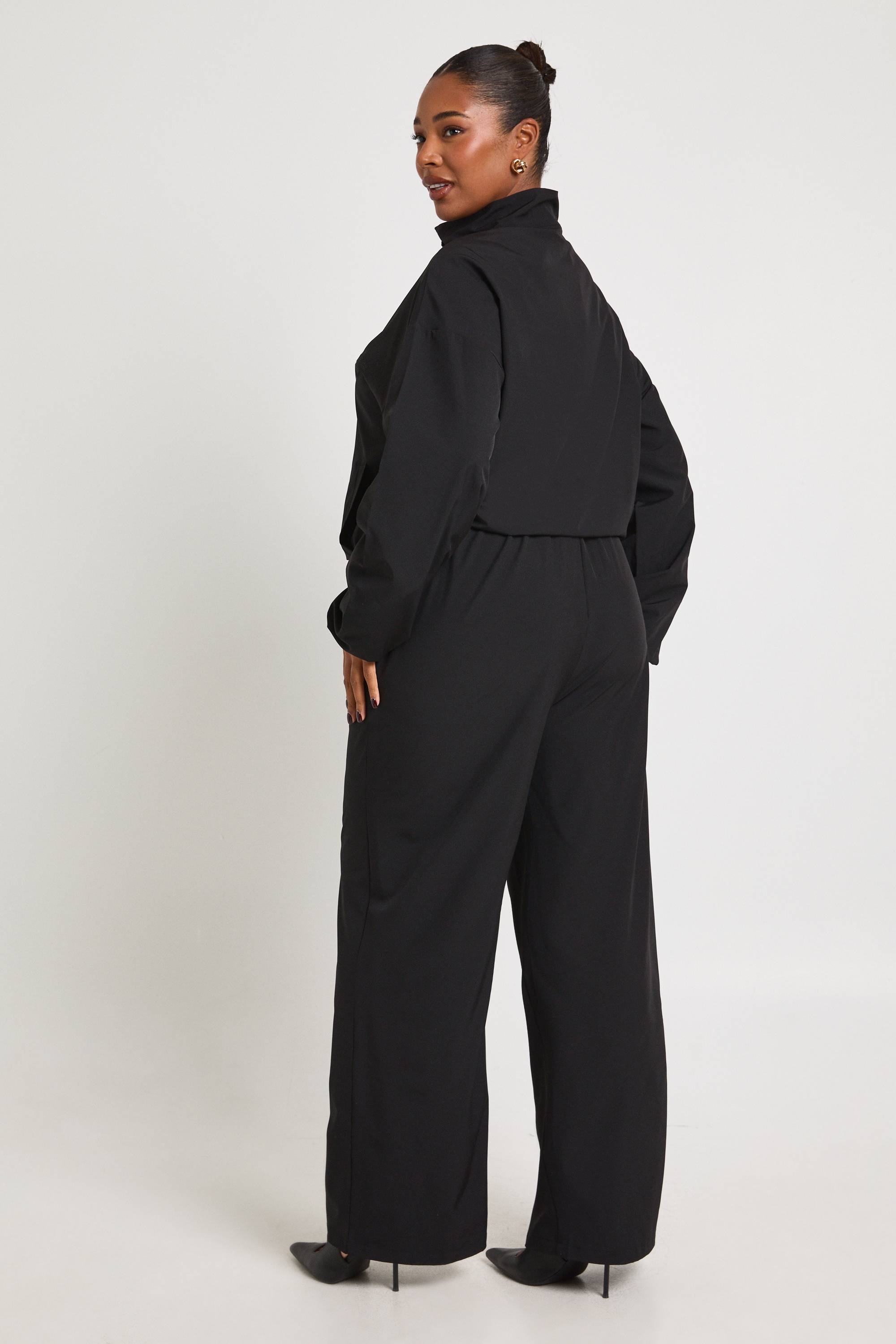 boohoo Ensemble de Jogging Grande Taille Col Montant Demi-Zip en Nylon