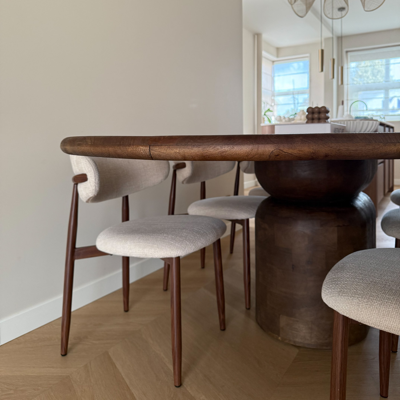 Eettafel Lissabon ovaal kolompoot 200cm
