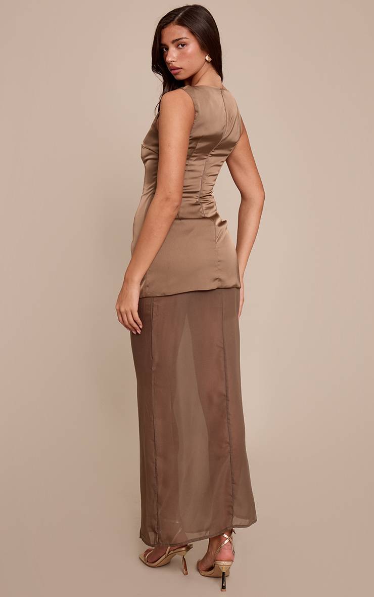 Taupe Robe Maxi Moulante En Satin Avec Ourlet En Mousseline