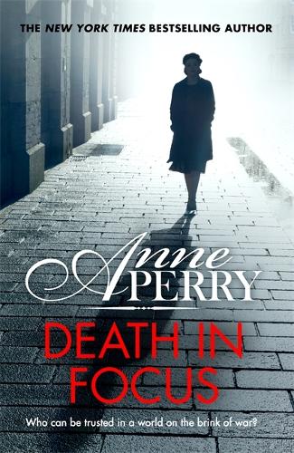 Death in Focus (Elena Standish Book 1) (Paperback)
