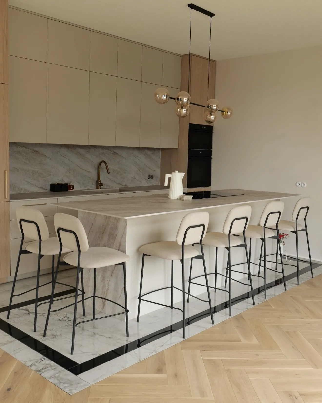Set van 2 barstoelen DUETTE Fluweel Lichtbeige