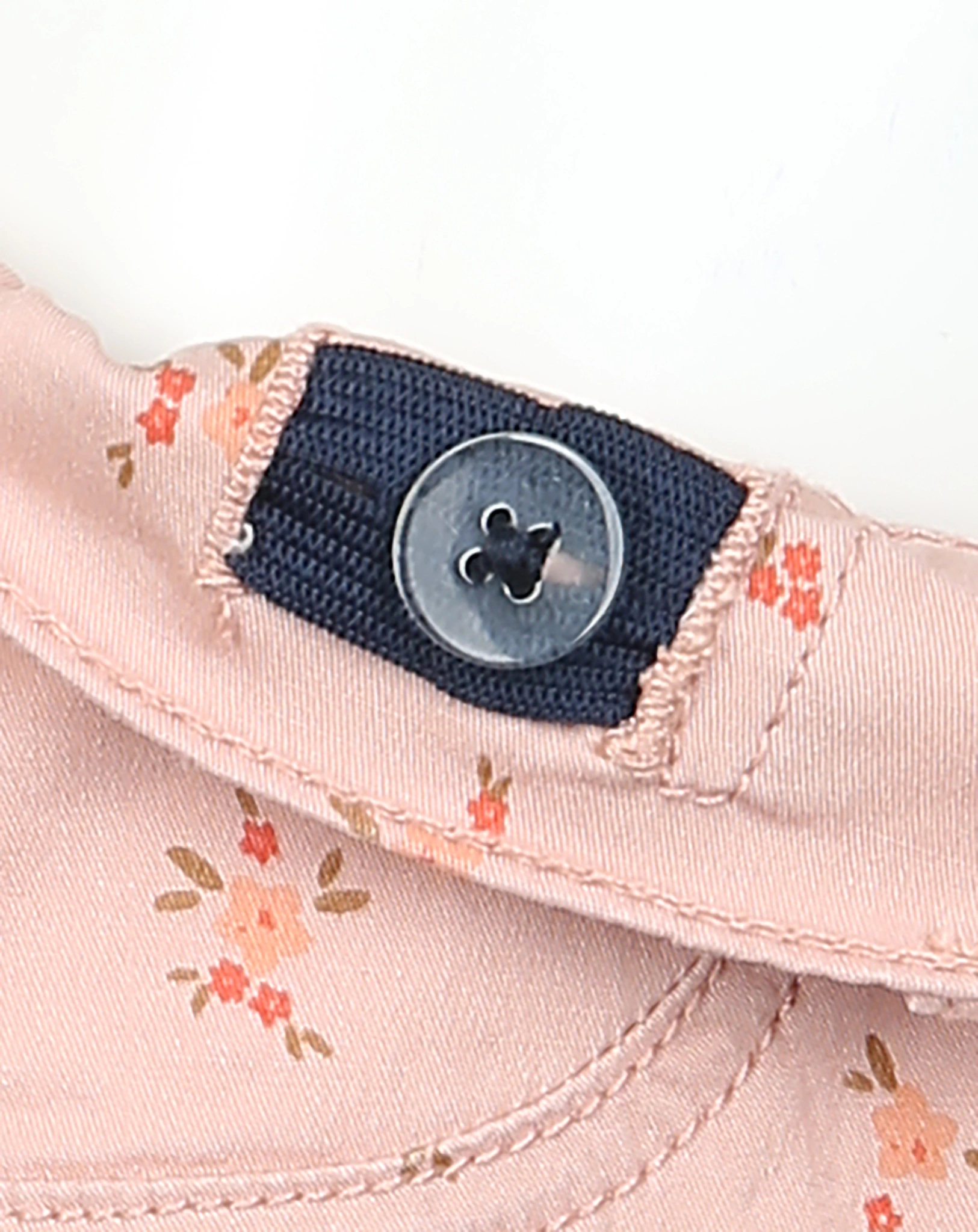 Shorts BLOSSOM in mahogany rose