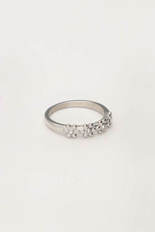 Ring met bloemen & steentjes