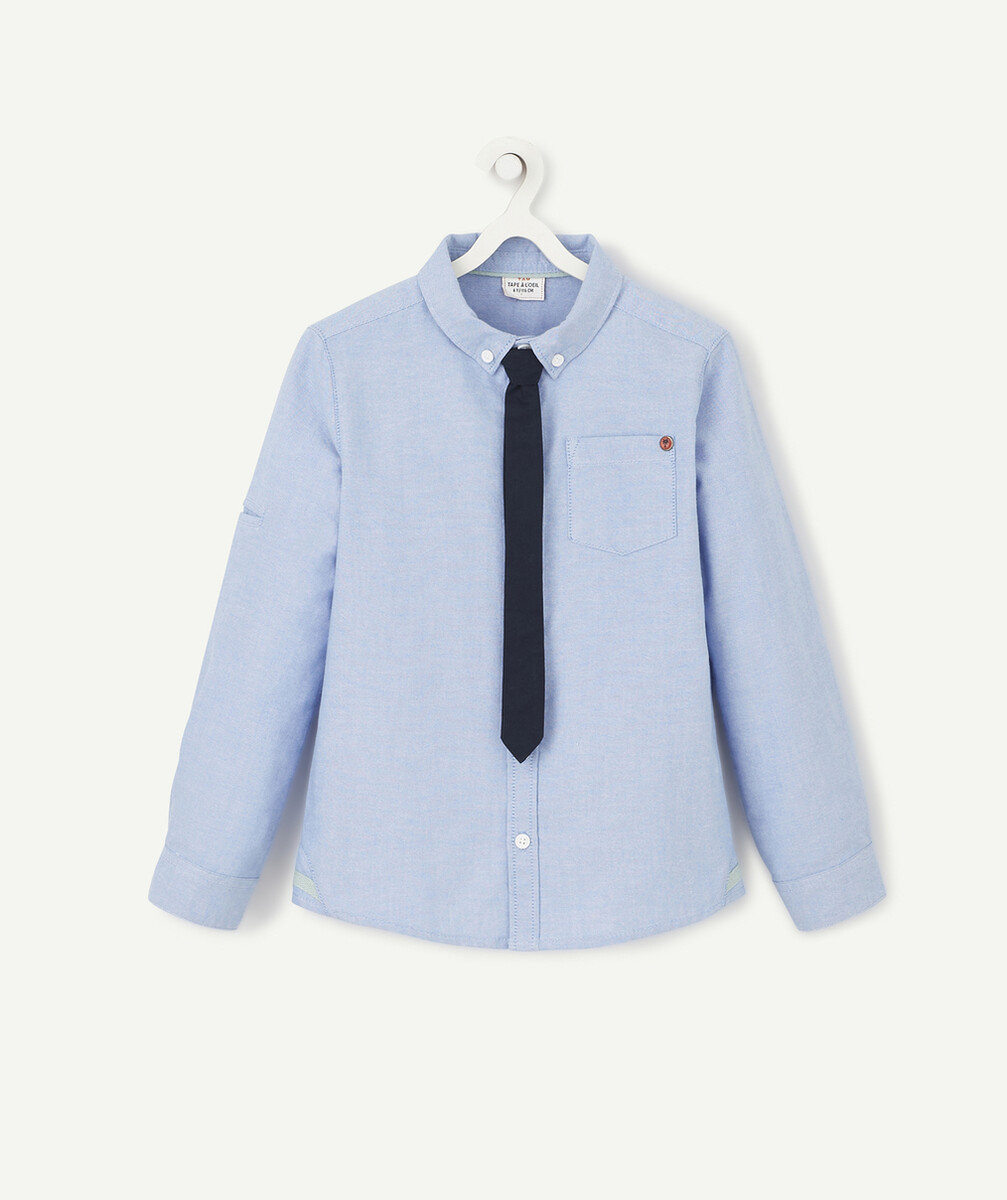 LA CHEMISE BLEUE AVEC CRAVATE MARINE DÉTACHABLE