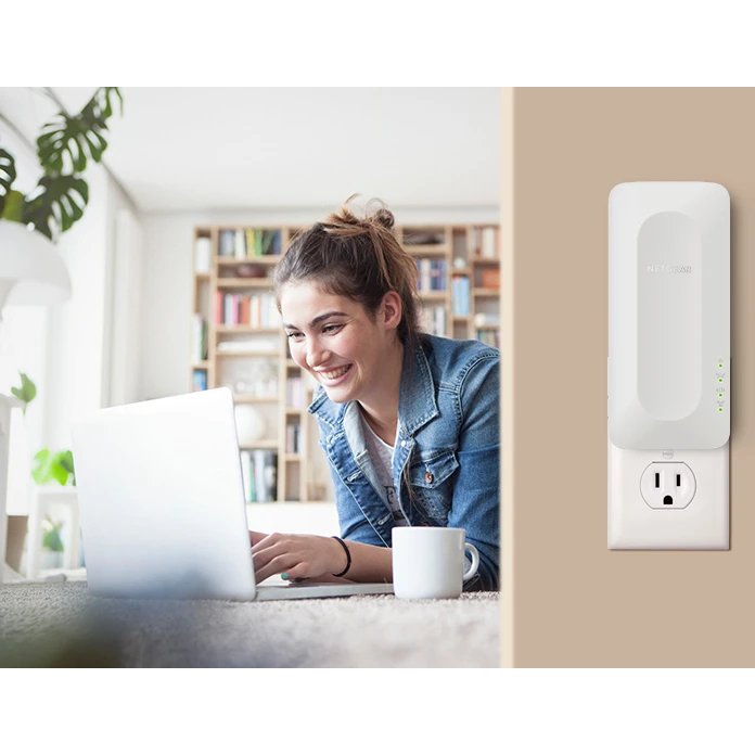 NETGEAR EAX17 routeur sans fil Gigabit Ethernet Bi-bande (2,4 GHz / 5 GHz) Blanc