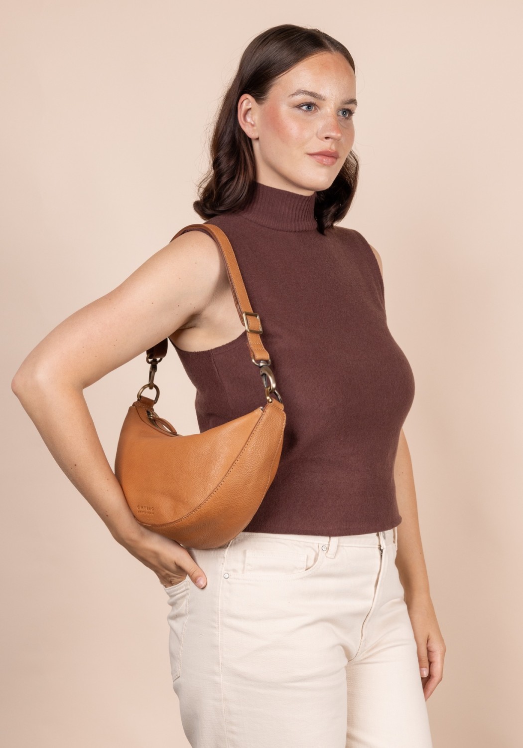 O My Bag Crossbody Bag Leo Soft Grain Leather Wild Oak