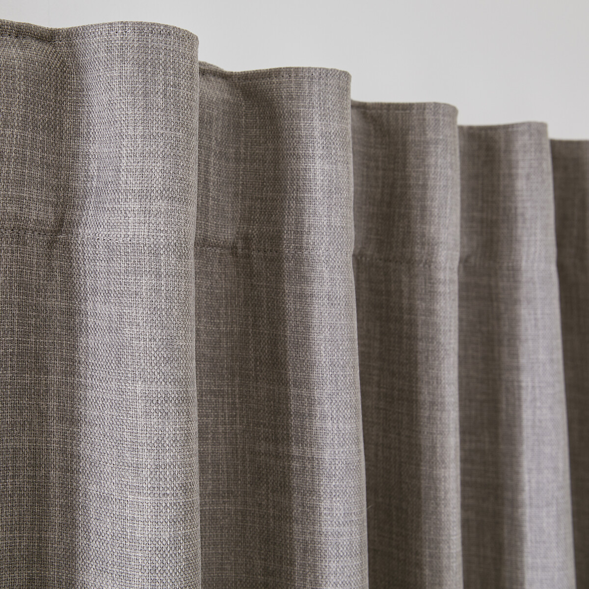 LA REDOUTE INTERIEURS<br>Cortina blackout com laços ocultos Exurie