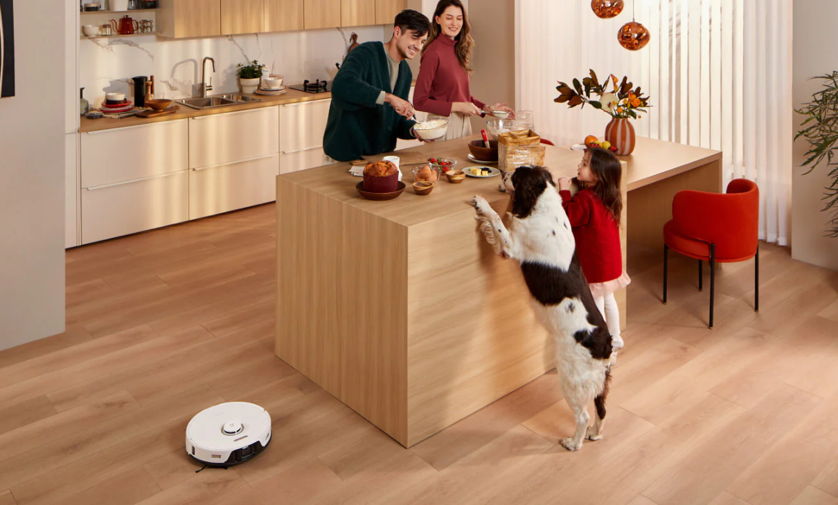 S8 Pro Ultra Staubsaug-Roboter Staubsauger Nass / Trocken Bodenreinigung mit App Steuerung   All-in-One-Andocksystem (R100032) - Weiss