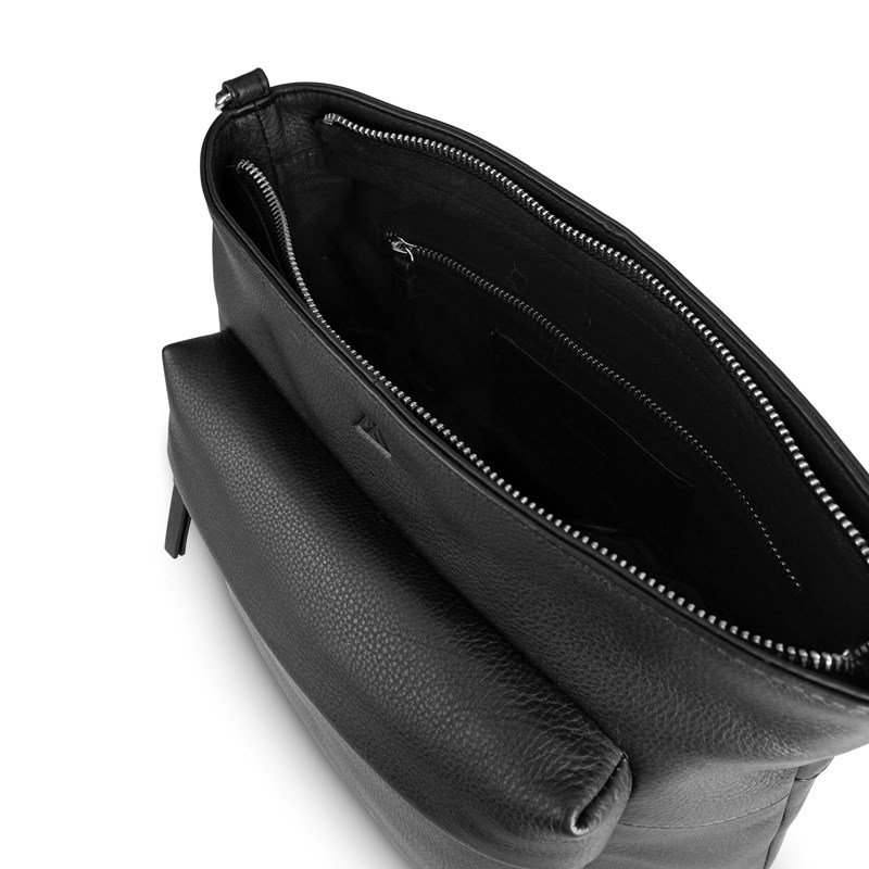 Markberg<br>Crossbody Jaelyn