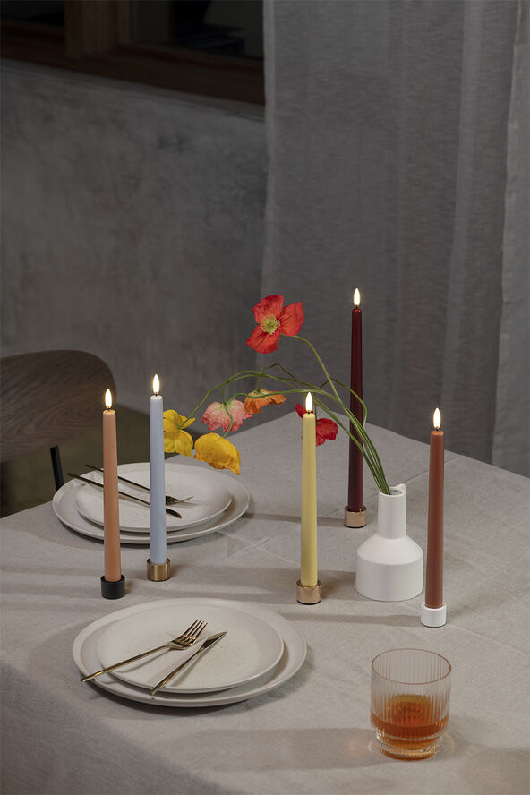 Uyuni LED taper candle, Wheat yellow, smooth, 2-pack, 2,3x25 cm Wheat yellow