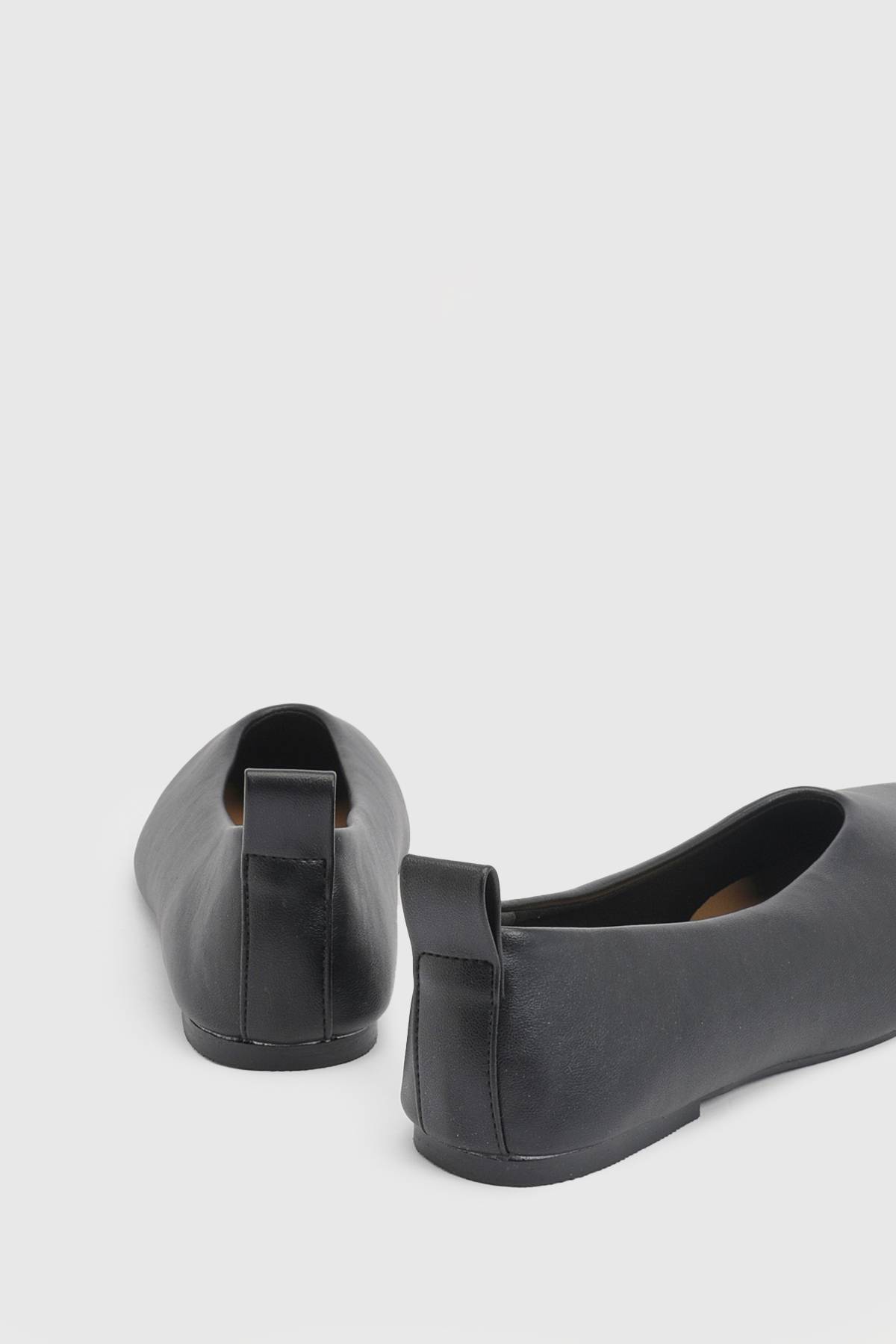 Oasis Ballerines Pointues Oriana En Synthétiquecuir