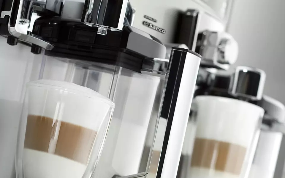 MÁQUINA DE CAFÉ EXPRESSO SUPERAUTOMÁTICA