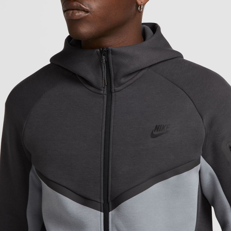 Nike Sweat à Capuche Tech Fleece 24 FZ - Gris/Noir