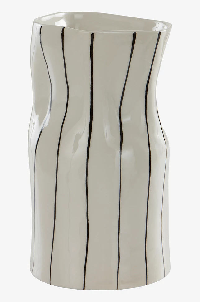 MOJ vase
