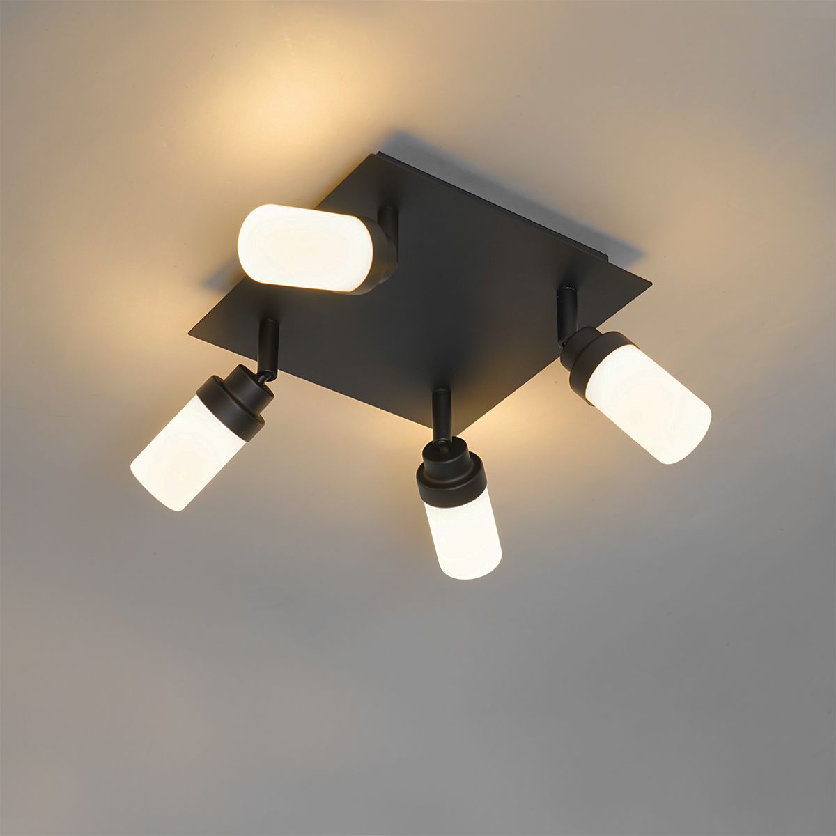 Moderne badkamer spot zwart 4-lichts IP44 - Japie