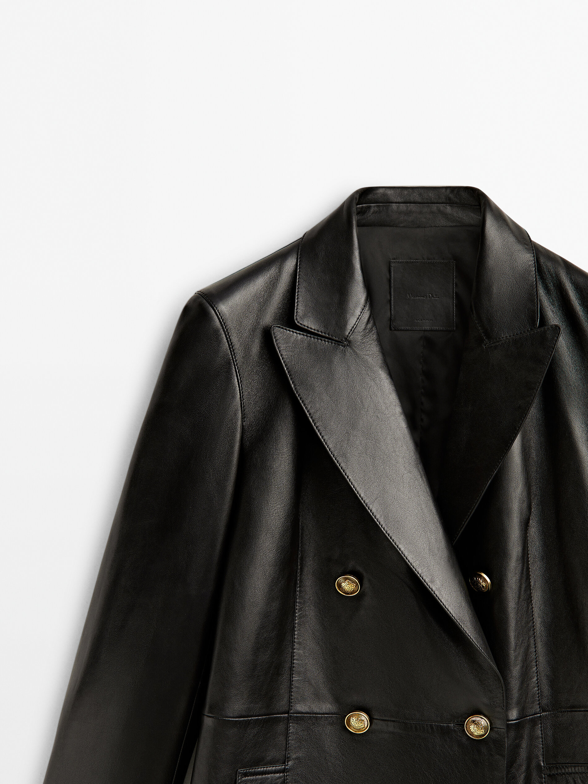 Jaqueta trench coat em napa com botões dourados - PRETA