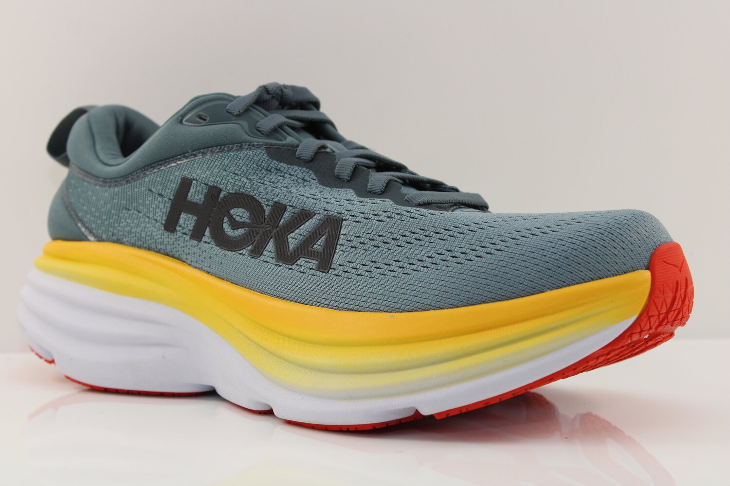 HOKA Bondi 8