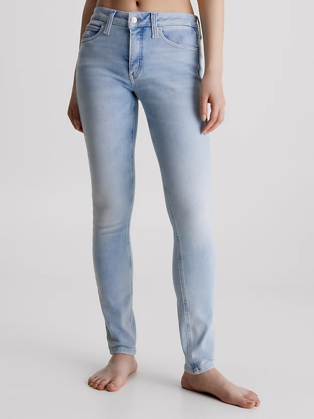 Calça jeans skinny a vita media