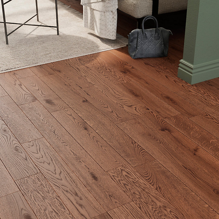 Parquet massif à clipser Skara M en chêne huilé brun