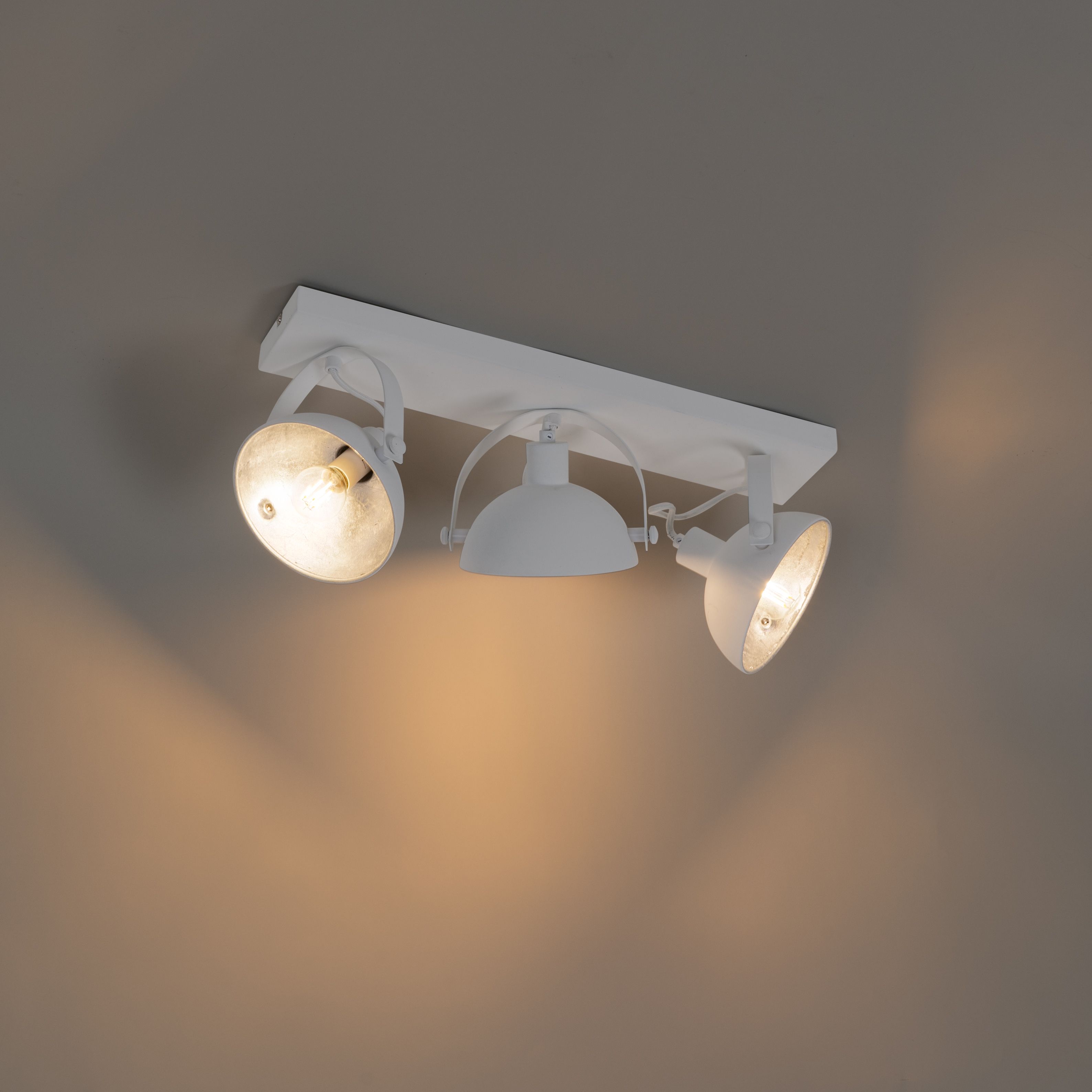 Industriële plafondlamp wit met zilver 3-lichts verstelbaar - Magnax