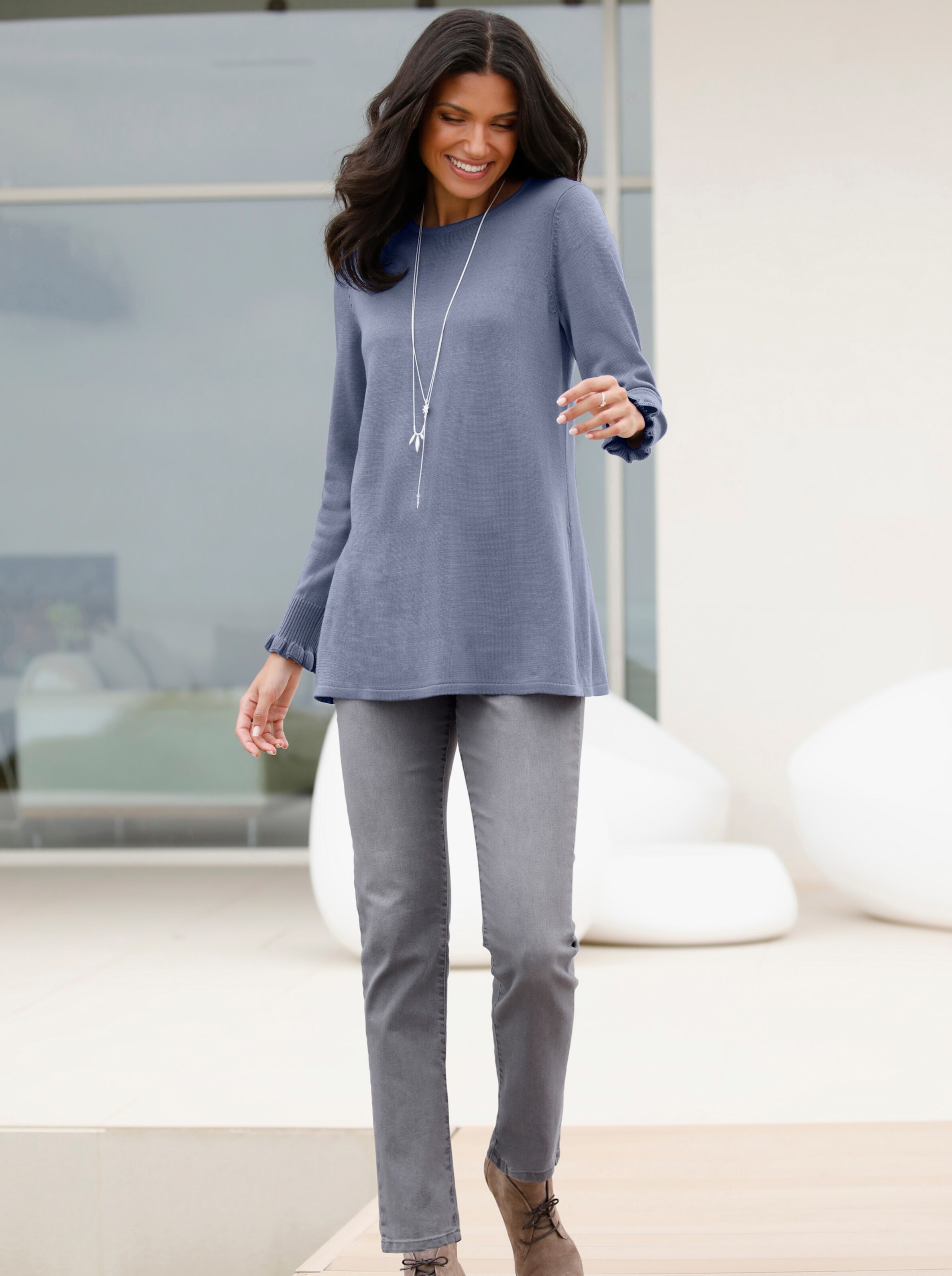 Longpullover in ausgestellter Form