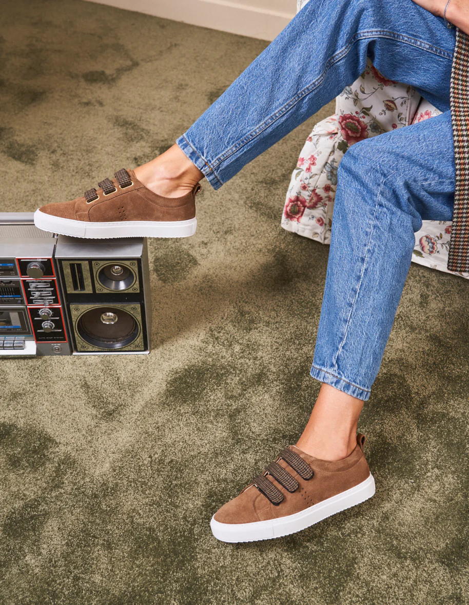 Baskets basses Brigitte Scratch - Suède taupe et tweed beige