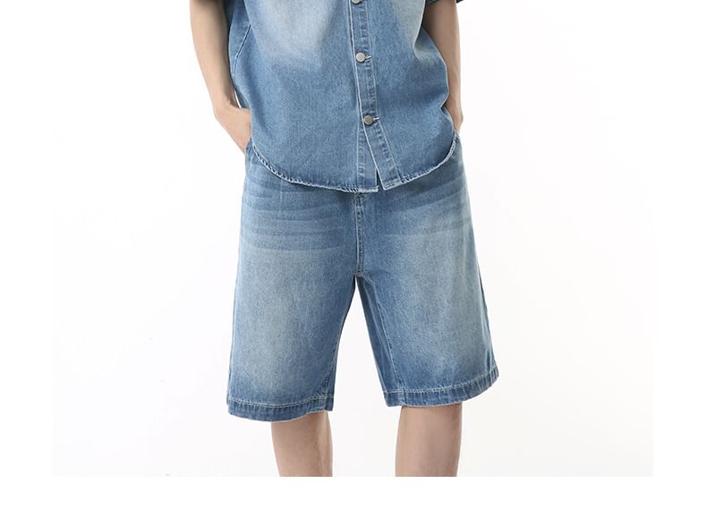 FAERIS - Gewassen denim overhemd met knoopjes en elleboogmouwen / Jorts met wijde pijpen en middelhoge taille