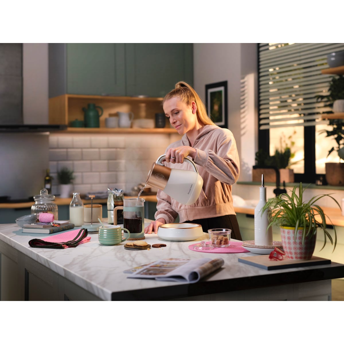 Russel Hobbs Calm Kettle vannkoker 27450-70 (grå)