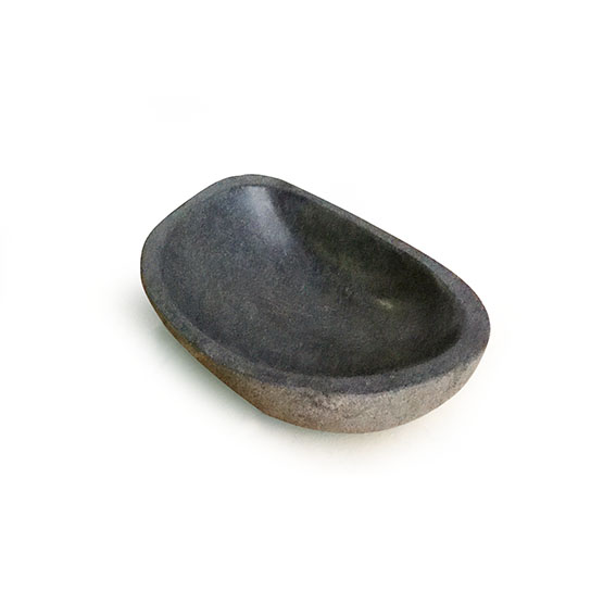 Steinschalen aus Flusskiesel, natur, B 19-30 cm, H 7-8 cm von fischer's lagerhaus