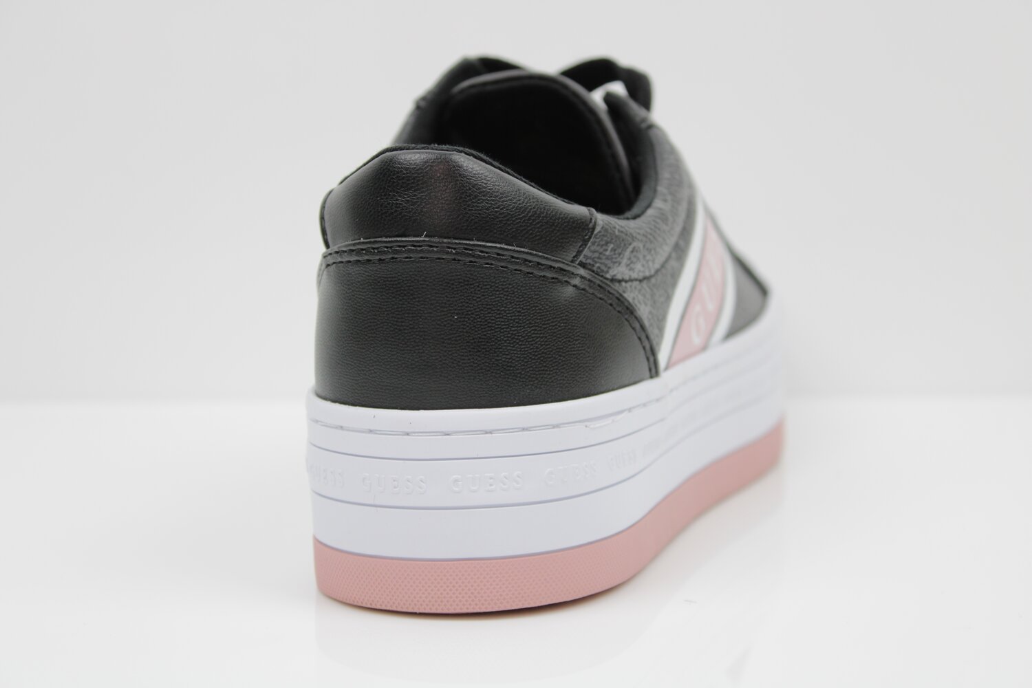 Guess Sneaker