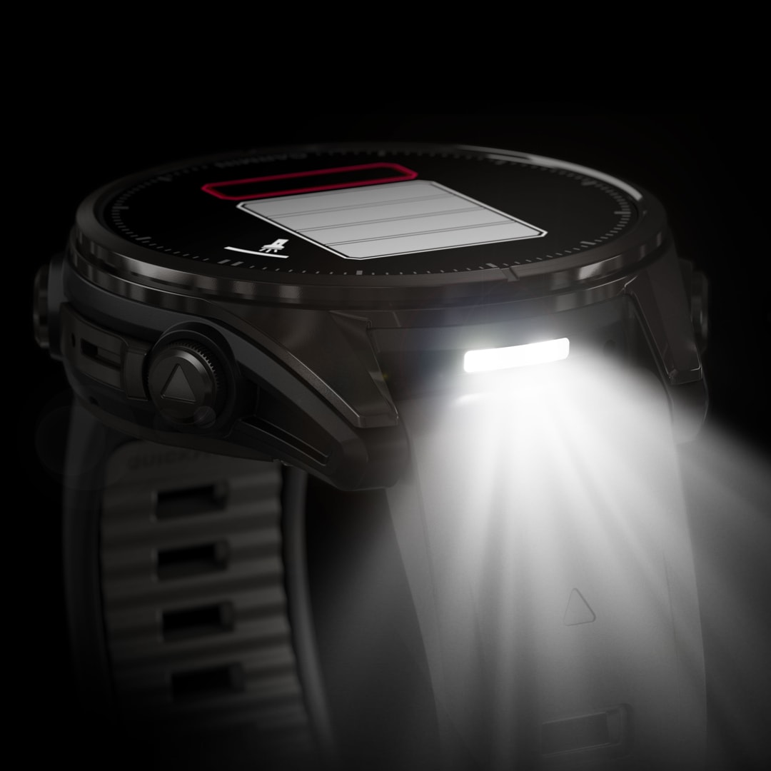Garmin Fenix 8 - 43mm AMOLED Sapphire Schwarz / Carbongrau