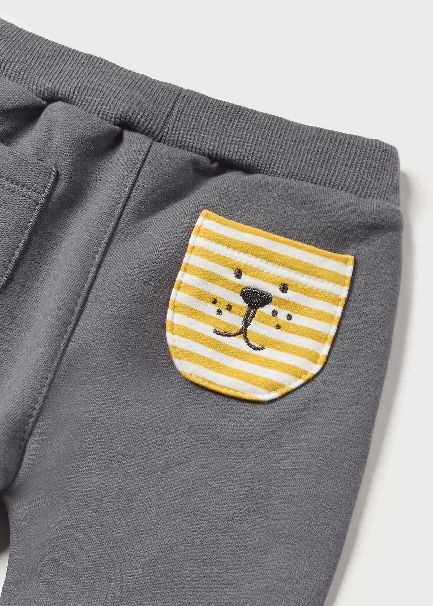 Conjunto de moletom Better Cotton de 4 peças para recém-nascidos